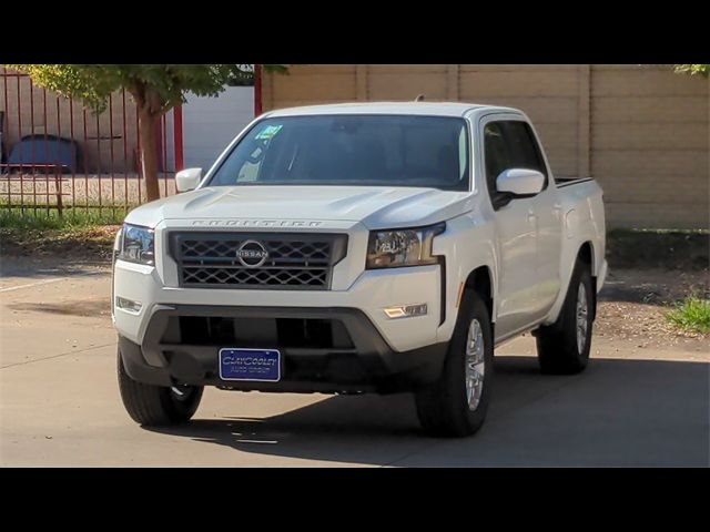 2024 Nissan Frontier SV