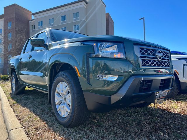 2024 Nissan Frontier SV