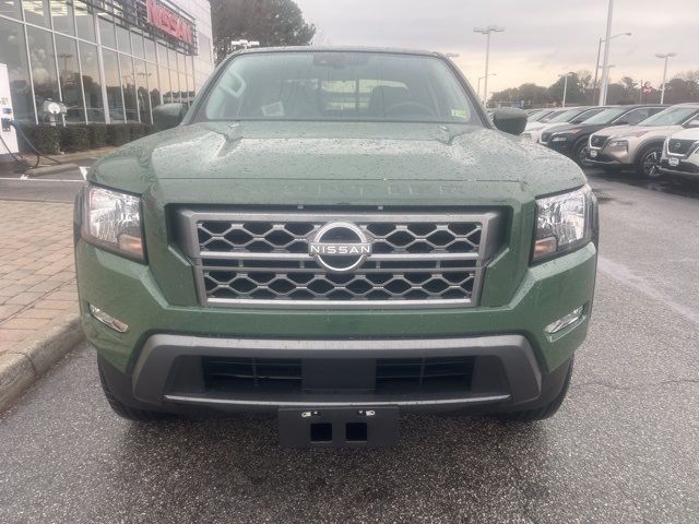 2024 Nissan Frontier SV