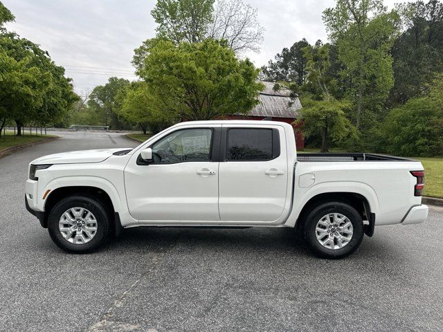 2024 Nissan Frontier SV