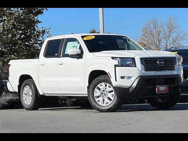 2024 Nissan Frontier SV