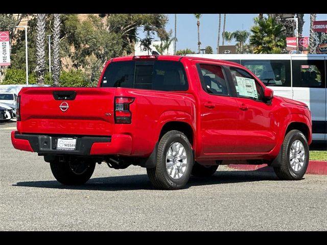 2024 Nissan Frontier SV