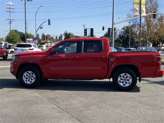 2024 Nissan Frontier SV