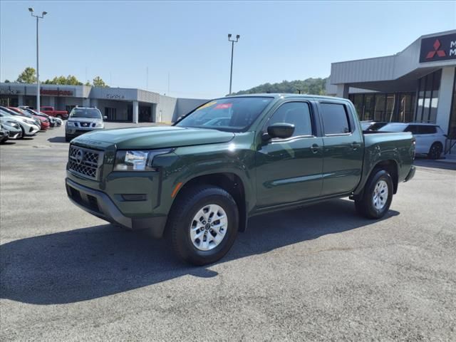 2024 Nissan Frontier SV