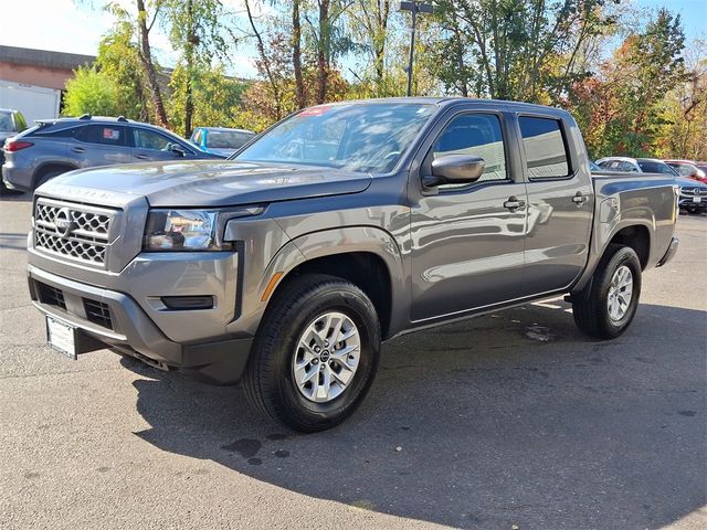 2024 Nissan Frontier SV