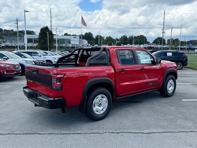 2024 Nissan Frontier SV