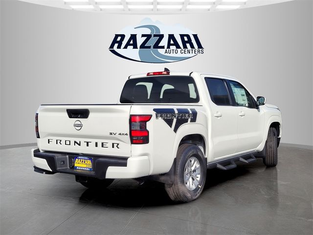 2024 Nissan Frontier SV