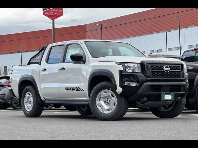 2024 Nissan Frontier SV