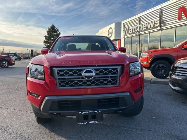 2024 Nissan Frontier SV