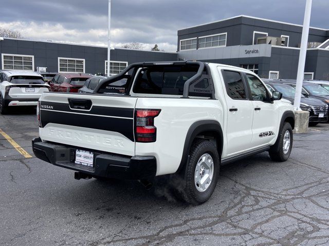 2024 Nissan Frontier SV