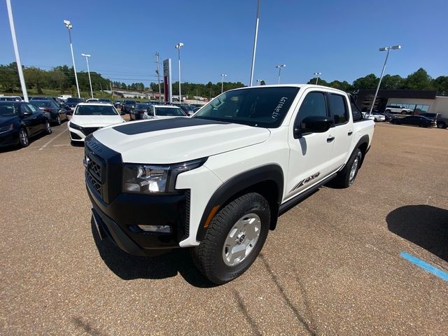 2024 Nissan Frontier SV