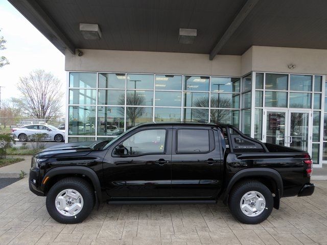 2024 Nissan Frontier SV