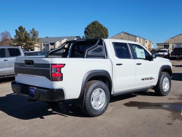 2024 Nissan Frontier SV