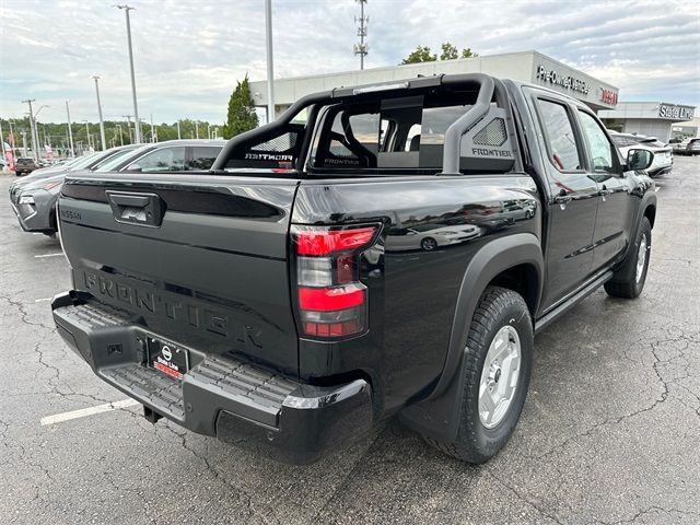 2024 Nissan Frontier SV