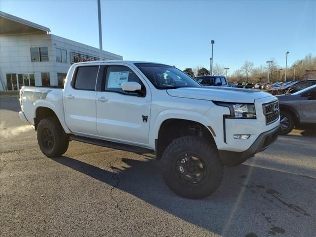 2024 Nissan Frontier SV