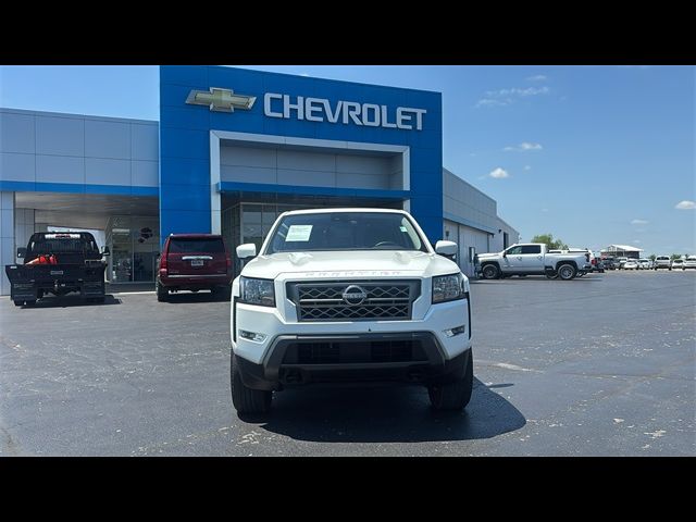 2024 Nissan Frontier SV