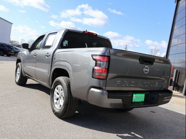 2024 Nissan Frontier SV