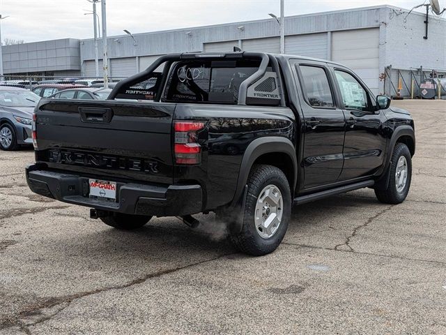 2024 Nissan Frontier SV