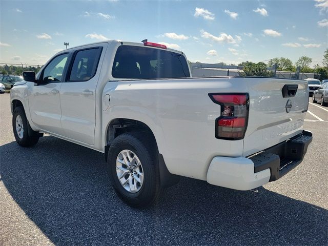 2024 Nissan Frontier SV