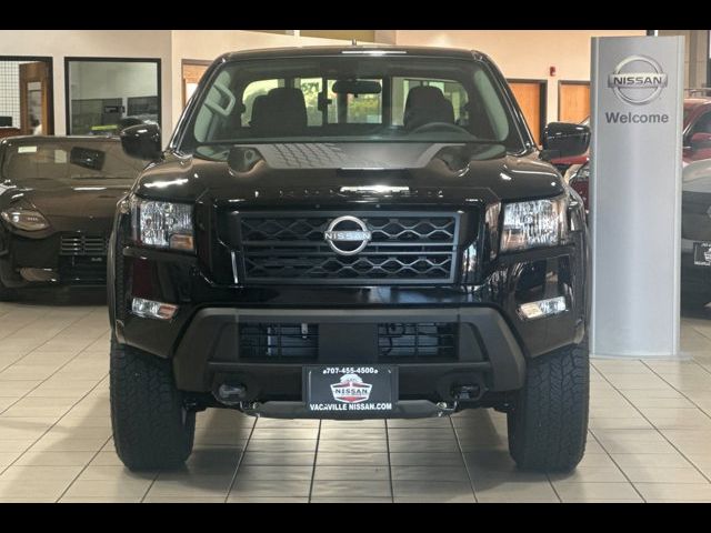 2024 Nissan Frontier SV