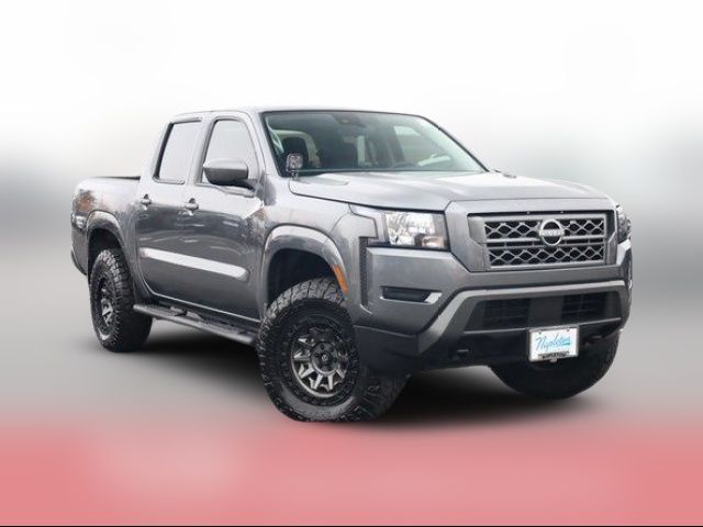 2024 Nissan Frontier SV