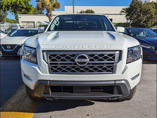 2024 Nissan Frontier SV