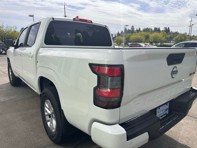 2024 Nissan Frontier SV