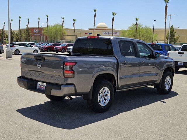 2024 Nissan Frontier SV