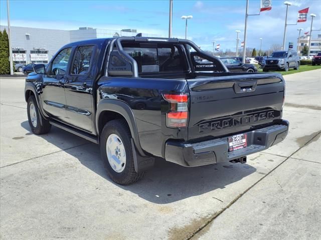 2024 Nissan Frontier SV