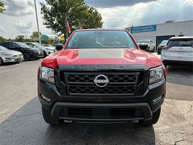 2024 Nissan Frontier SV