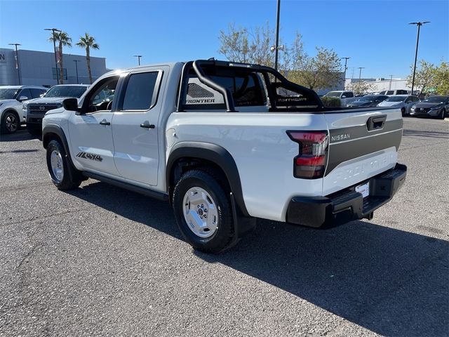 2024 Nissan Frontier SV