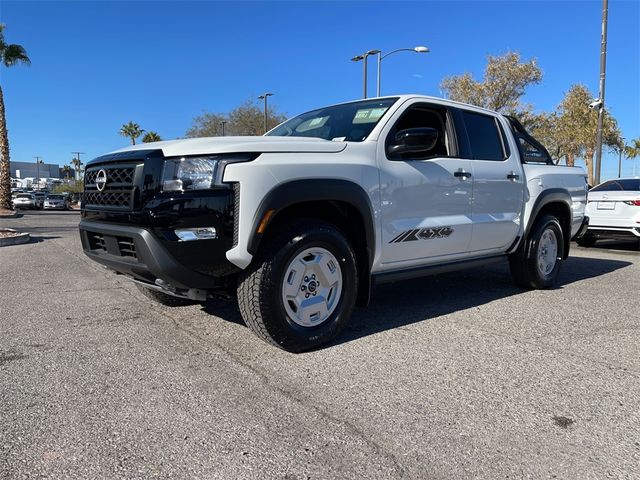 2024 Nissan Frontier SV