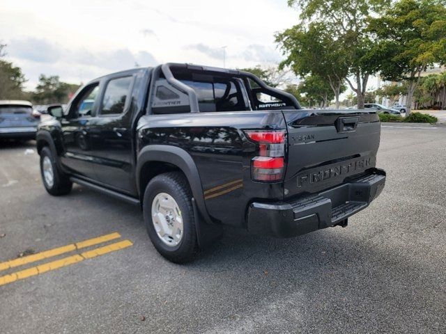 2024 Nissan Frontier SV