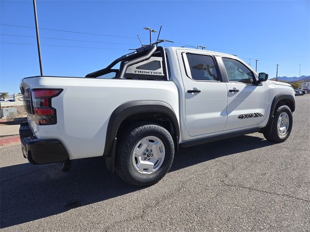 2024 Nissan Frontier SV