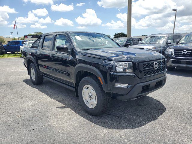 2024 Nissan Frontier SV