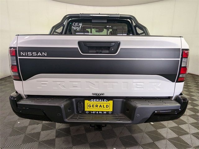 2024 Nissan Frontier SV