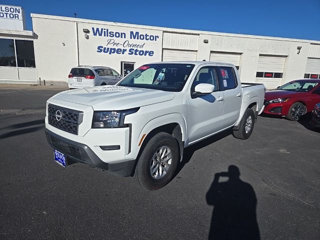 2024 Nissan Frontier SV