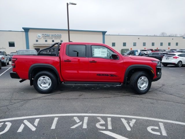 2024 Nissan Frontier SV