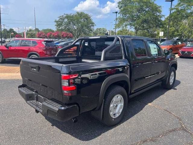 2024 Nissan Frontier SV