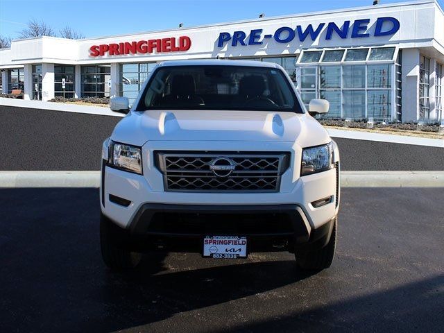 2024 Nissan Frontier SV