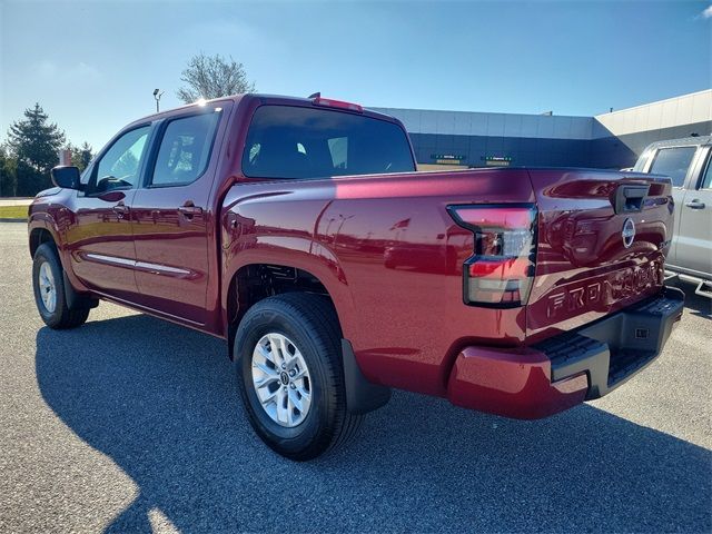 2024 Nissan Frontier SV