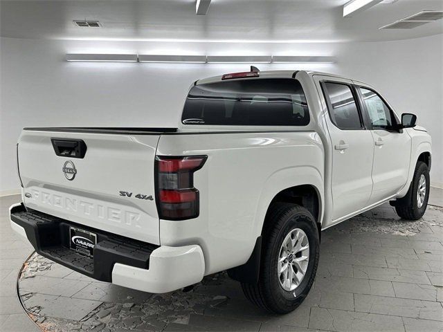 2024 Nissan Frontier SV