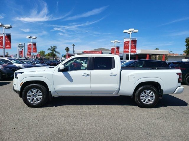 2024 Nissan Frontier SV