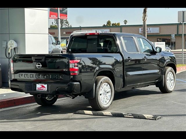 2024 Nissan Frontier SV