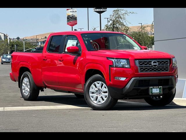 2024 Nissan Frontier SV