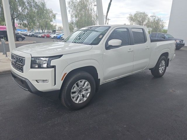 2024 Nissan Frontier SV