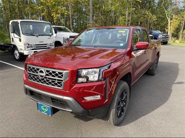 2024 Nissan Frontier SV