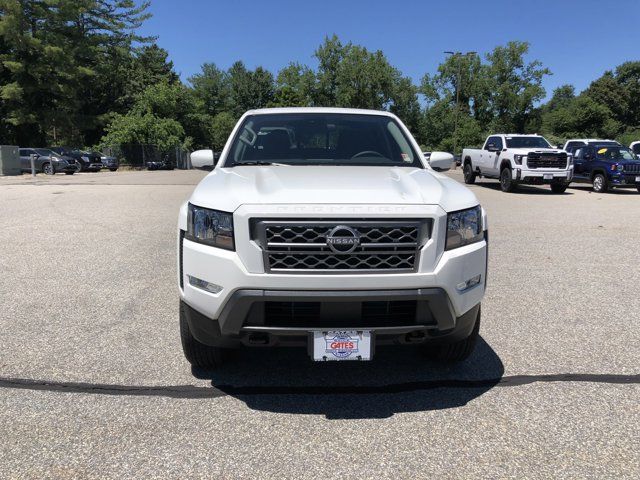 2024 Nissan Frontier SV