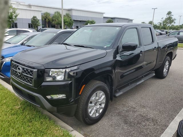 2024 Nissan Frontier SV