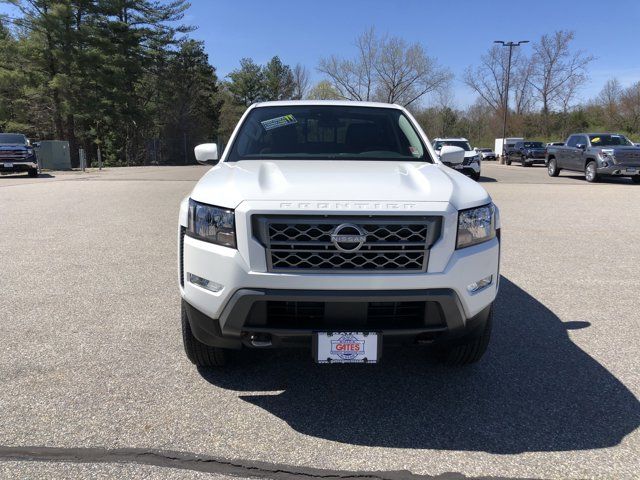 2024 Nissan Frontier SV